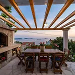 Fortuno-luxury Seaview With Outdoor Jacuzzi Near Dubrovnik Διαμέρισμα *