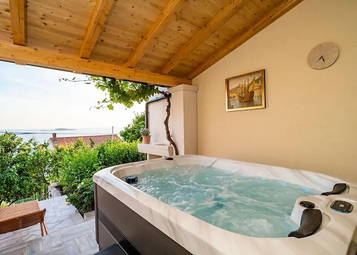 Fortuno-luxury Seaview With Outdoor Jacuzzi Near Dubrovnik Mlini