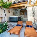 Apartment Fortuno-luxury Seaview With Outdoor Jacuzzi Near Dubrovnik *