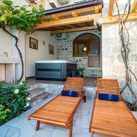 Apartment Fortuno-luxury Seaview With Outdoor Jacuzzi Near Dubrovnik *